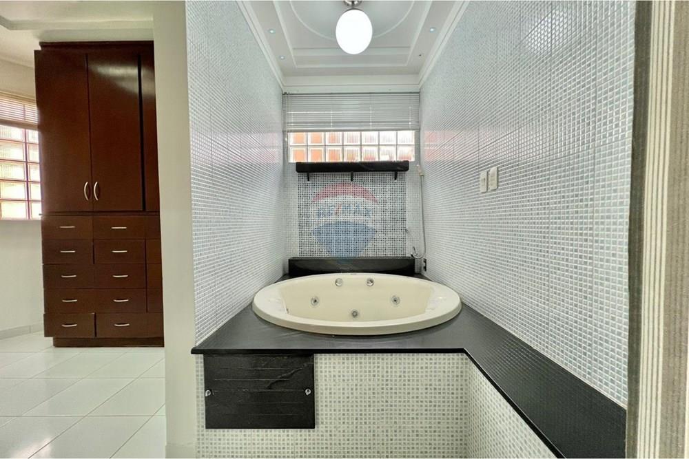 Casa - Venda - Barreiras , Bahia - 1949adf5-8e77-4bb6-9247-5fc5177e0a1e.jpg - 580651075-91