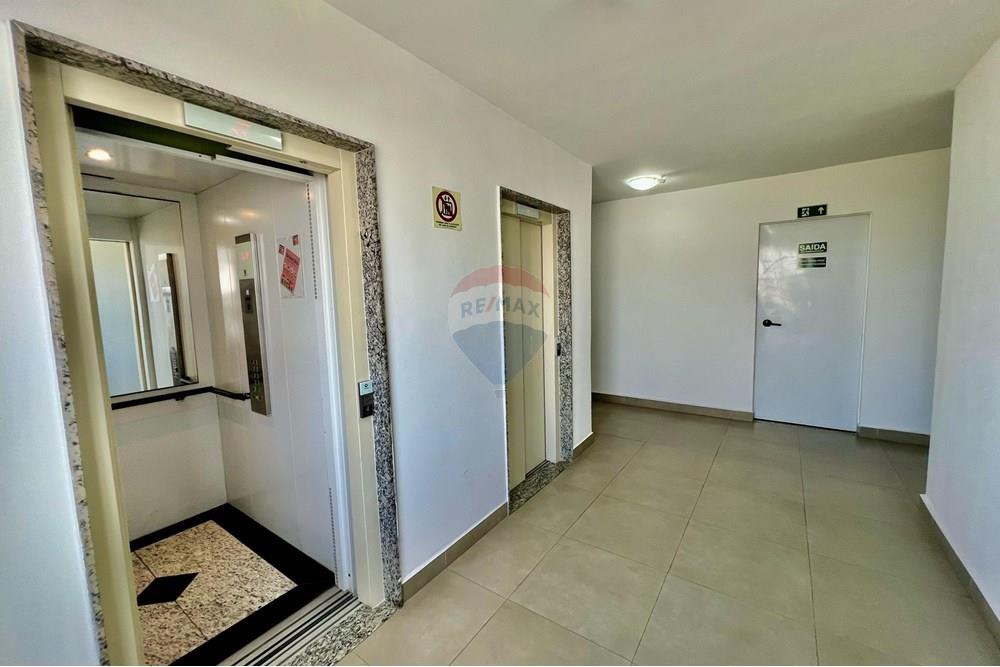 Apartamento - Buraquinho