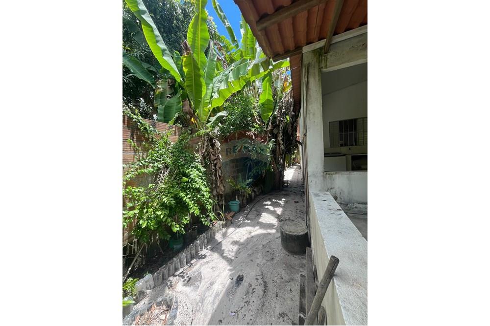 Casa para alugar com 2 quartos, 220m² - Foto 11