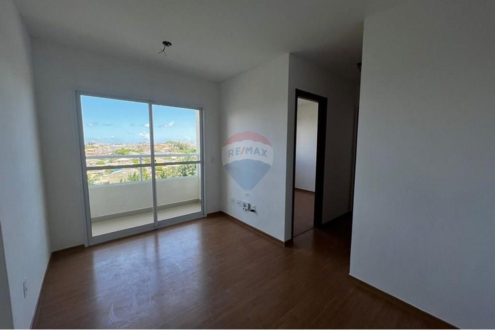 Apartamento - Buraquinho