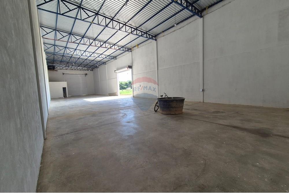 Galpão - Alugar - Barreiras , Bahia - WhatsApp Image 2025-04-25 at 08.29.15.jpeg - 580651097-2