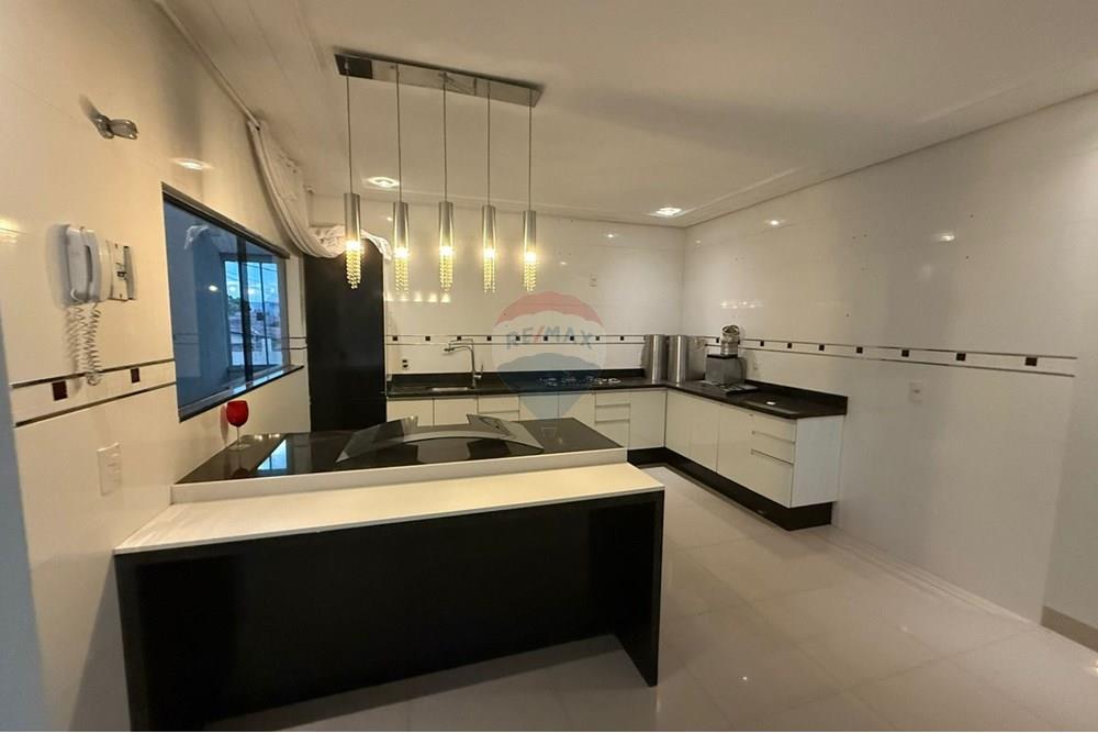 Sobrado - Alugar - Barreiras , Bahia - WhatsApp Image 2025-10-31 at 11.25.37 (2).jpeg - 580651043-72