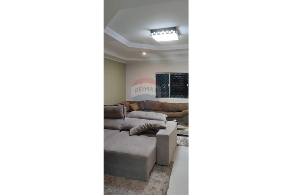 Casa para alugar com 3 quartos, 120m² - Foto 2