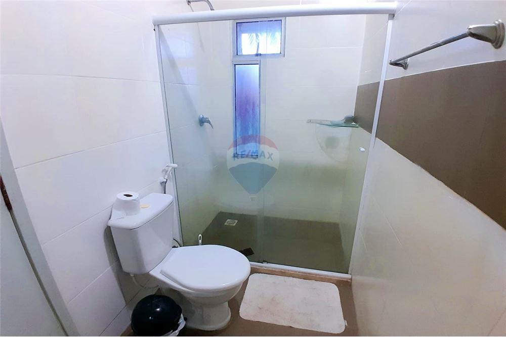 Apartamento - Buraquinho