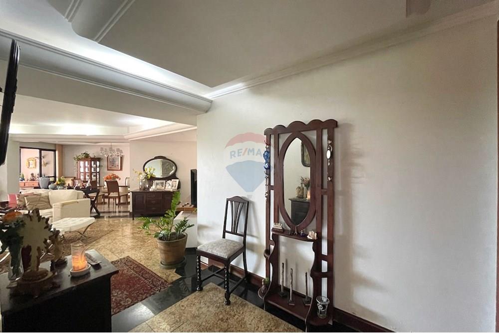 Apartamento - Itaigara