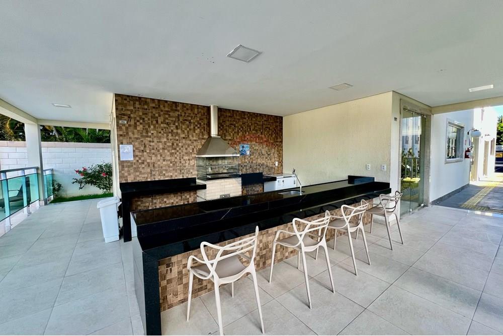 Apartamento - Buraquinho