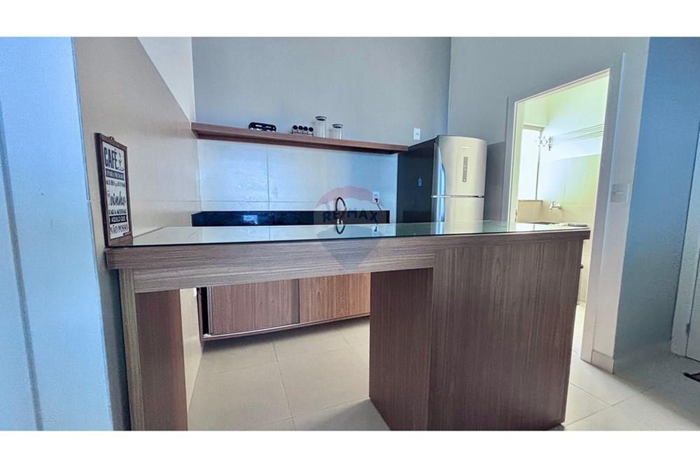 Apartamento para alugar com 2 quartos, 75m² - Foto 8