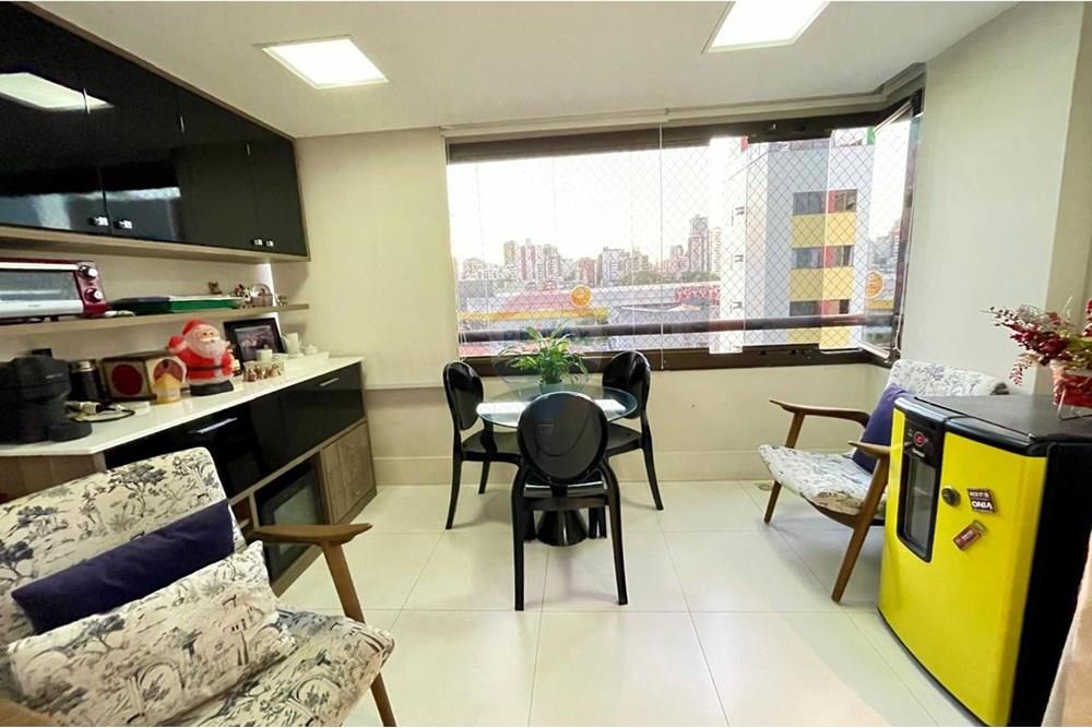 Apartamento - Costa azul