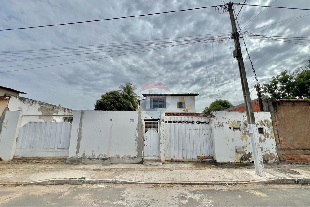 Résidentiel - Maison sur deux niveaux - Barreiras , Bahia - BR - WhatsApp Image 2025-04-15 at 09.35.06 (1).jpeg - 580651065-29