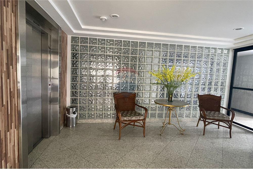 Apartamento - Costa azul