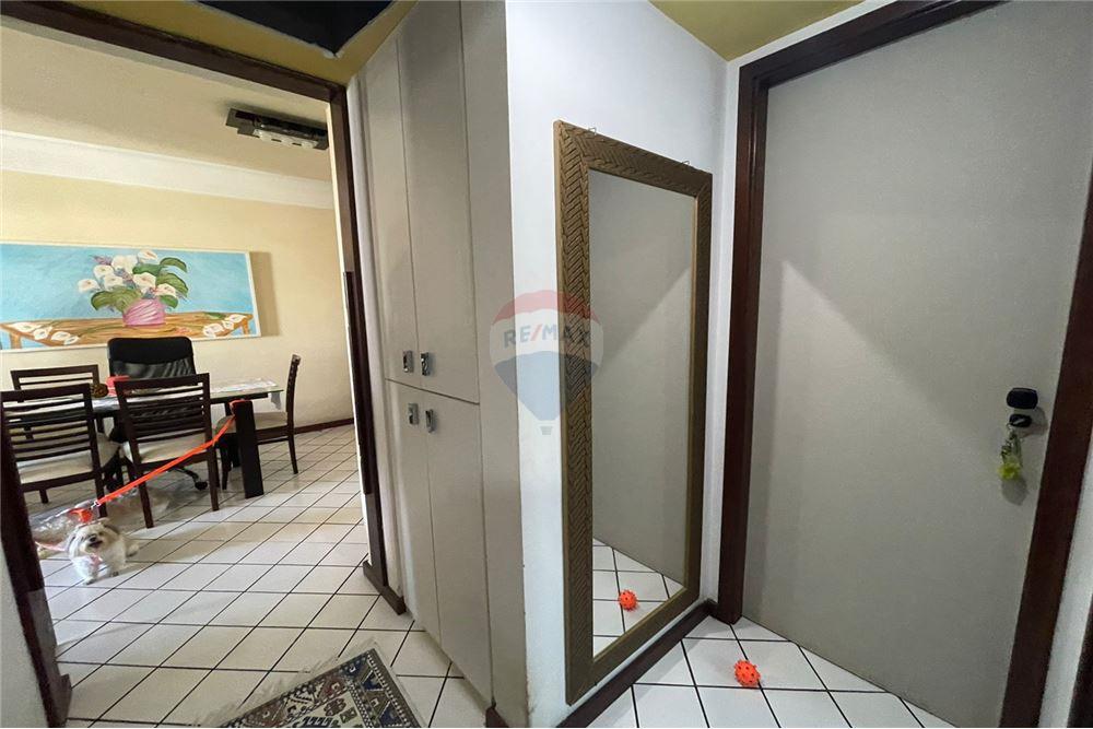 Apartamento - Costa azul