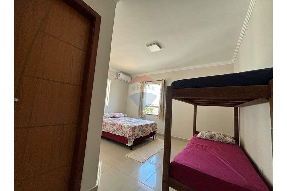 Apartamento para alugar com 3 quartos, 119m² - Foto 17