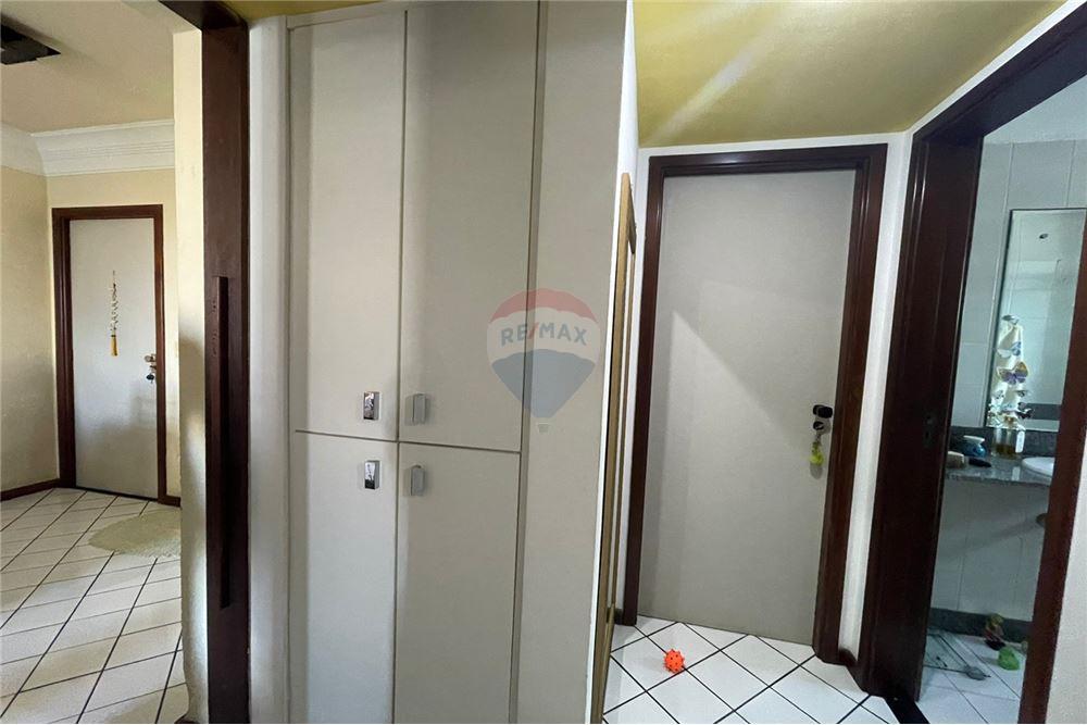 Apartamento - Costa azul