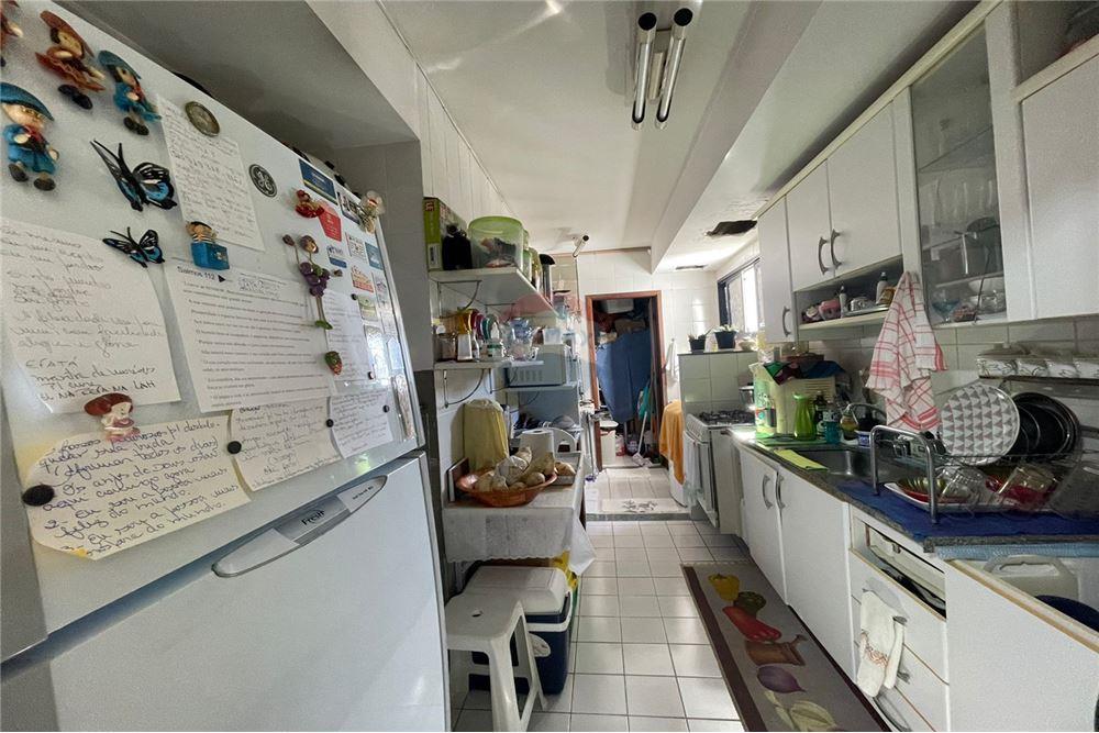 Apartamento - Costa azul