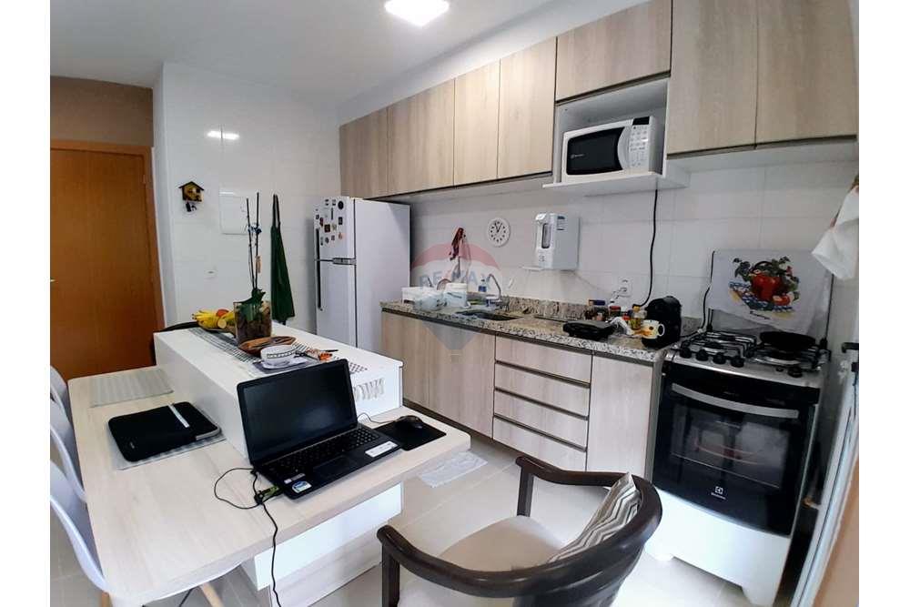 Apartamento - Buraquinho