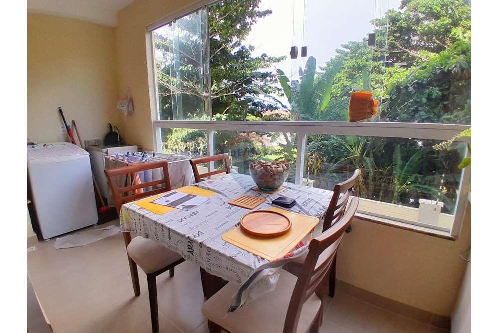 Apartamento - Buraquinho