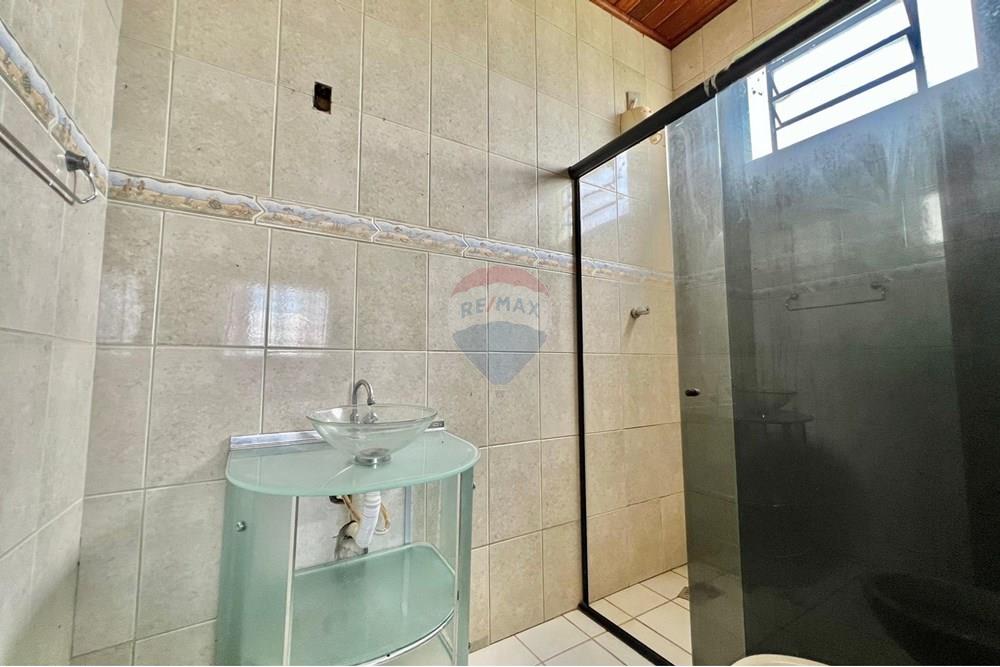 Résidentiel - Maison sur deux niveaux - Barreiras , Bahia - BR - WhatsApp Image 2025-04-15 at 09.35.00.jpeg - 580651065-29