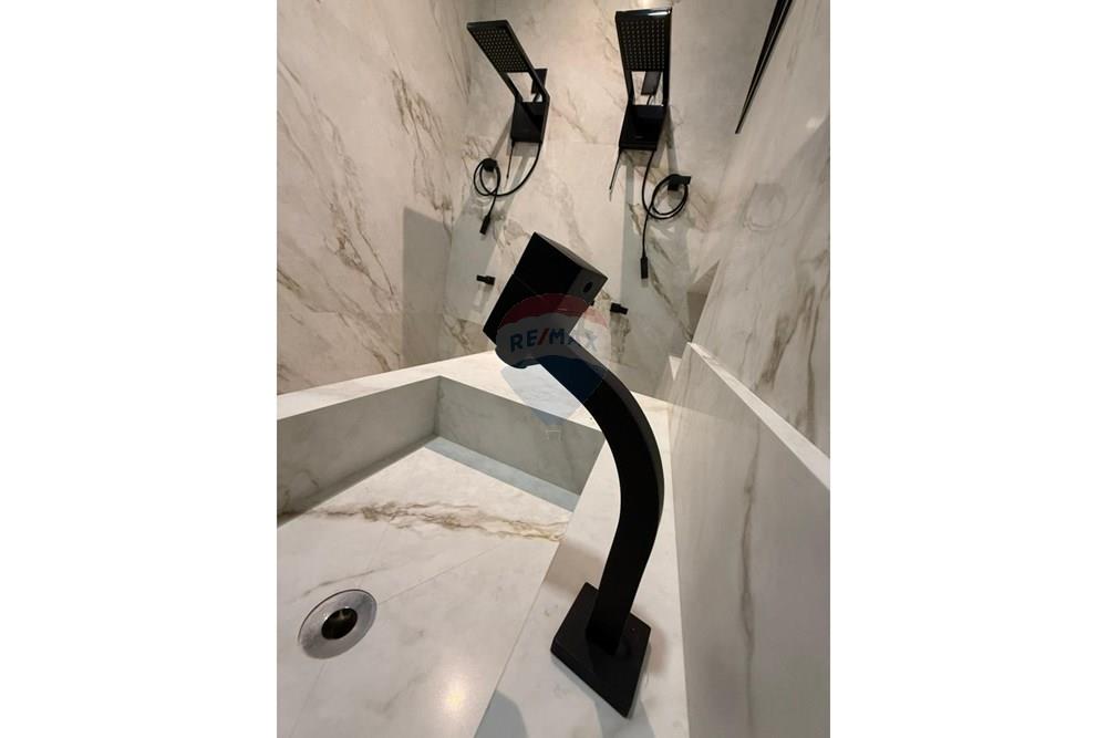 Casa - Venda - Luís Eduardo Magalhães , Bahia - WhatsApp Image 2026-02-04 at 15.35.07 (1).jpeg - 580861005-58