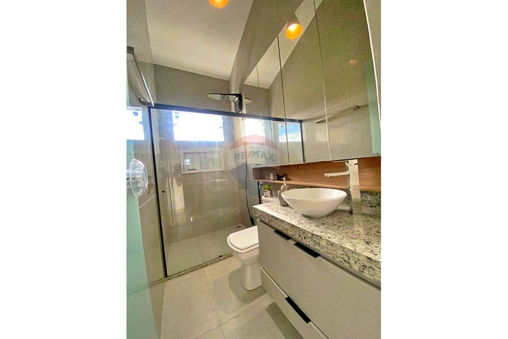 Apartamento à venda com 2 quartos, 80m² - Foto 13