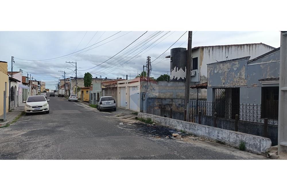 Casa - Venda - Alagoinhas , Bahia - WhatsApp Image 2025-04-19 at 21.32.22 (1).jpeg - 580701025-60