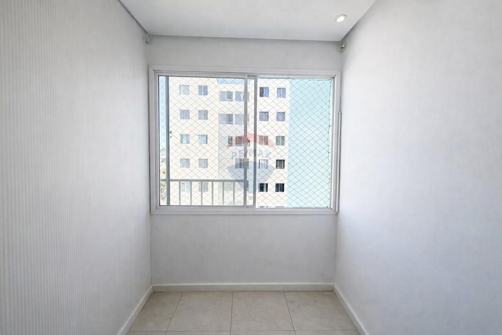Apartamento - Venda - Salvador , Bahia - Quarto minimalista com vista para prédio.jpg - 580421028-43