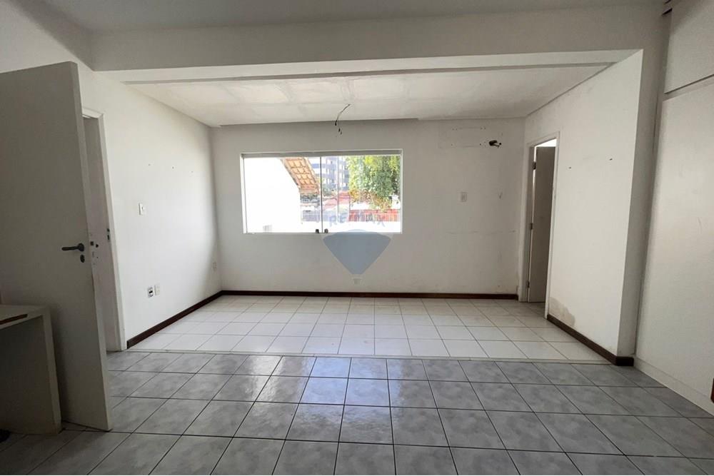 Gyvenamasis - Namas - Salvadoras , Bahija - BR - 9d8e2ab0-d6b8-4539-9a86-5ca7005b8aa7.jpeg - 580541012-33