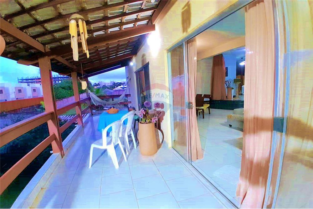 Apartamento - Buraquinho