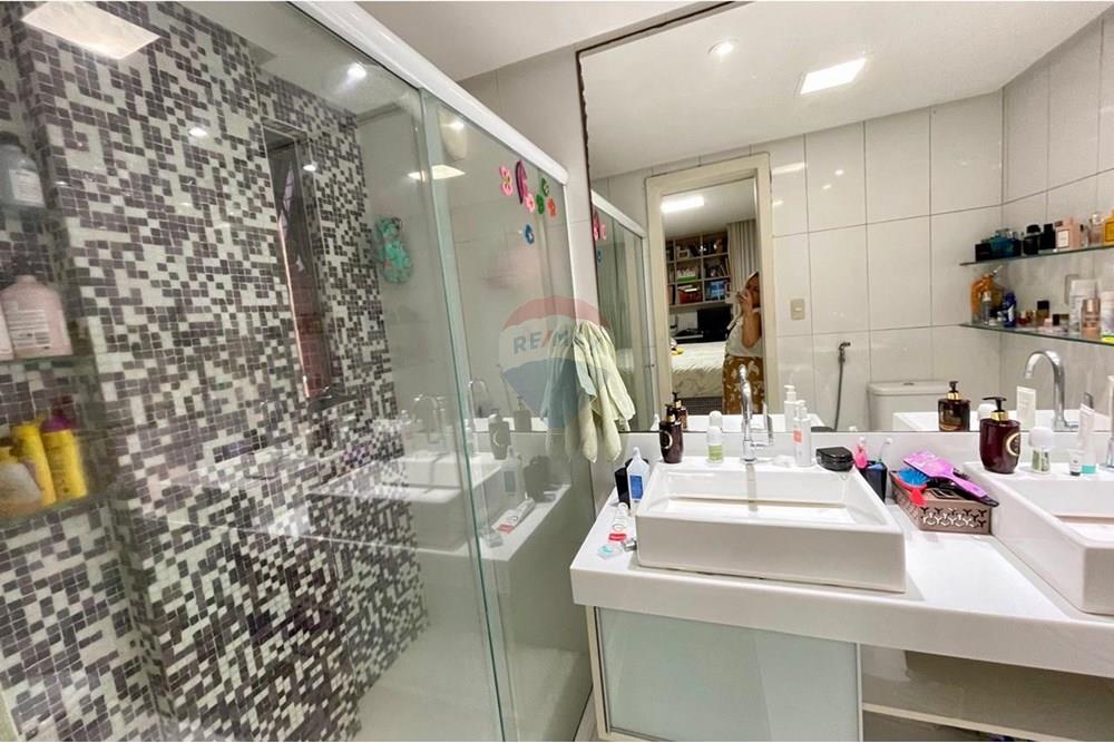 Apartamento - Costa azul