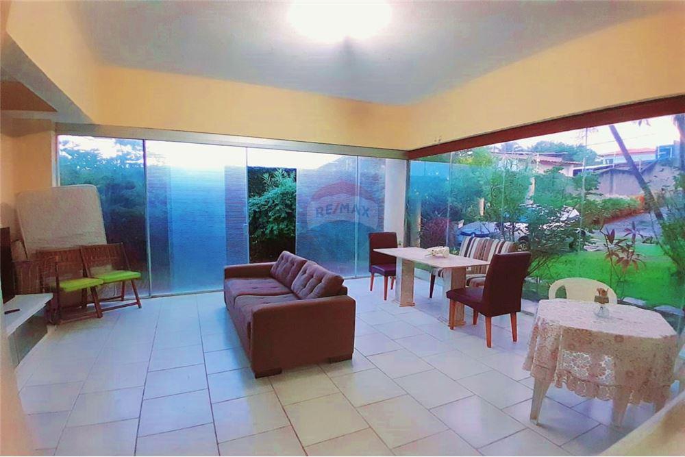 Apartamento - Buraquinho