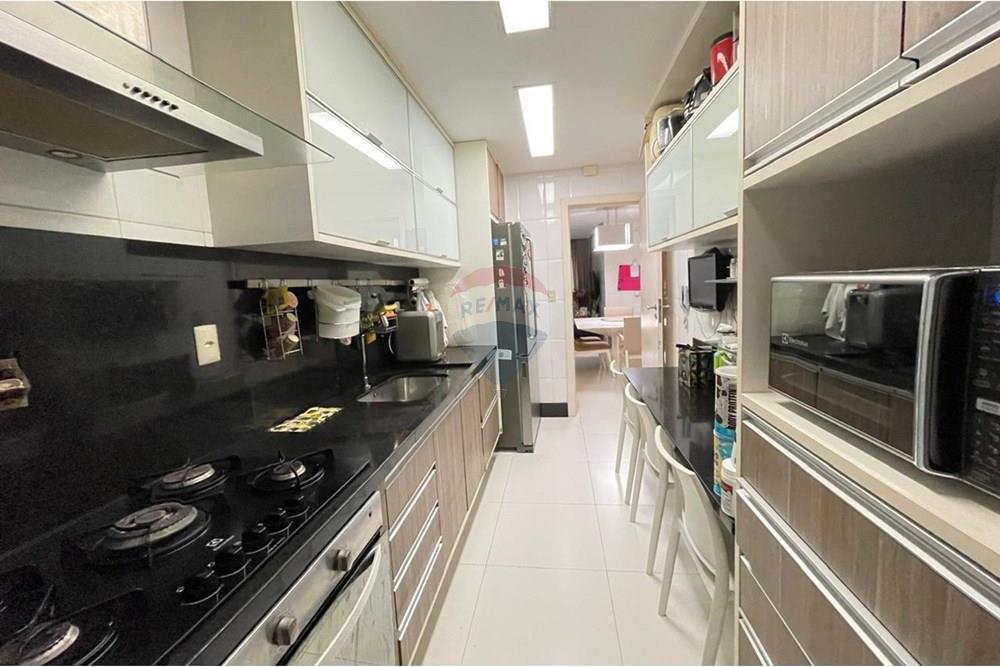 Apartamento - Costa azul