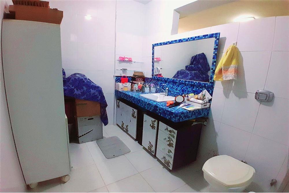 Apartamento - Buraquinho