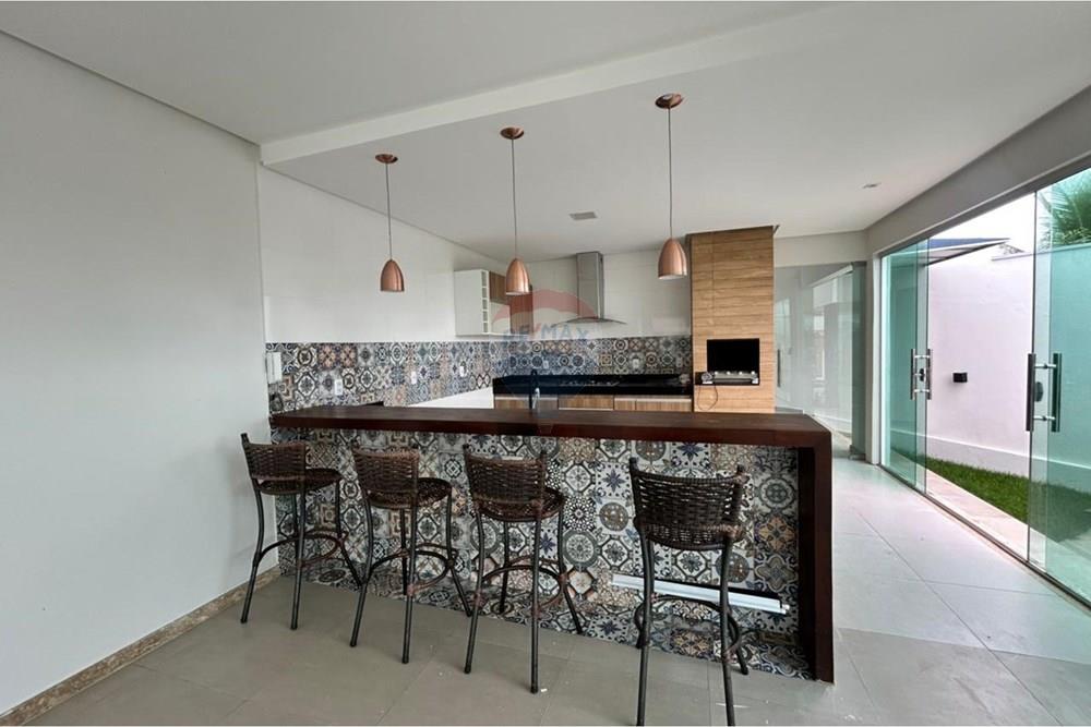 Duplex - Venda - Teixeira de Freitas , Bahia - WhatsApp Image 2026-01-13 at 10.23.21 (1).jpeg - 580411054-28