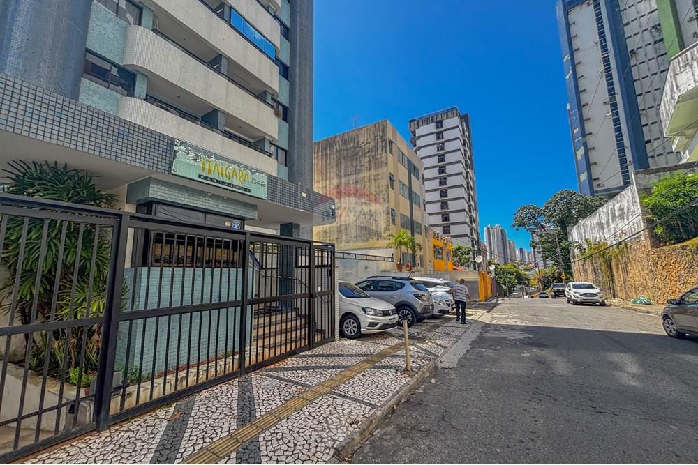 Apartamento - Caminho das árvores