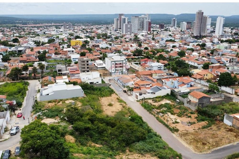 Residential - Κτήμα - Barreiras , Μπαχία - BR - WhatsApp Image 2025-01-22 at 11.04.42.jpeg - 580651042-56