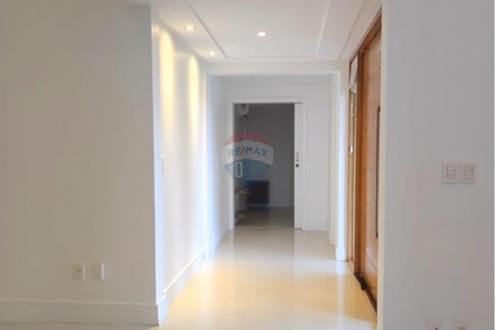 Casa de Condomínio - Venda - Luís Eduardo Magalhães , Bahia - WhatsApp Image 2025-10-16 at 11.24.09.jpeg - Corredor - 580861004-2