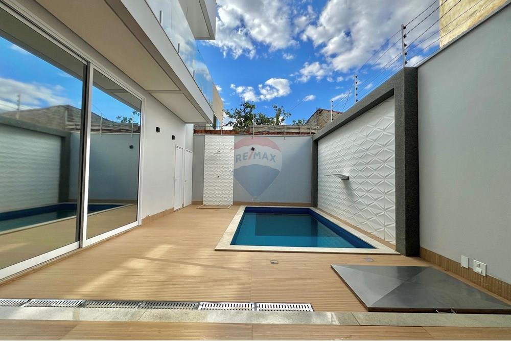 Sobrado - Venda - Barreiras , Bahia - WhatsApp Image 2025-07-10 at 14.07.00.jpeg - 580651094-8