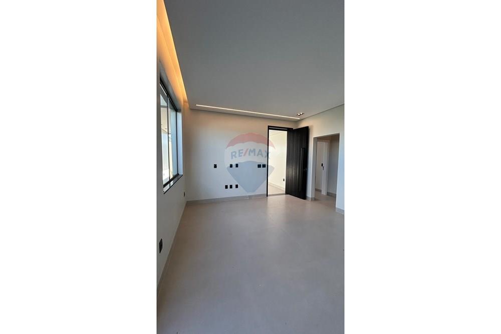 Casa - Venda - Luís Eduardo Magalhães , Bahia - WhatsApp Image 2026-02-09 at 22.02.51 (3).jpeg - 580861005-65