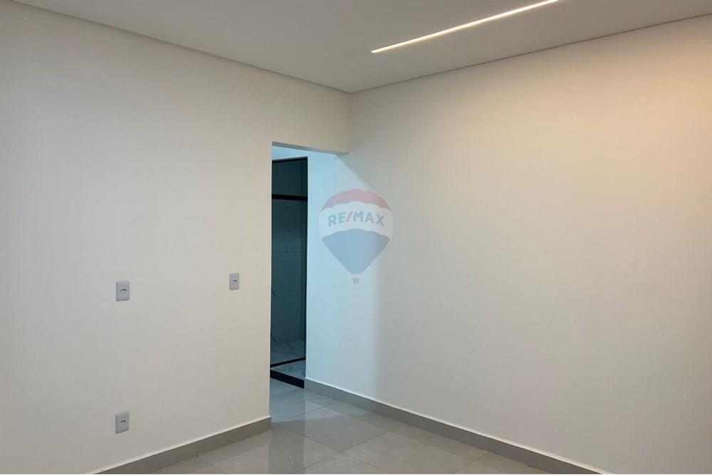 Casa - Venda - Luís Eduardo Magalhães , Bahia - WhatsApp Image 2025-11-11 at 12.42.33 (3).jpeg - 580861009-20