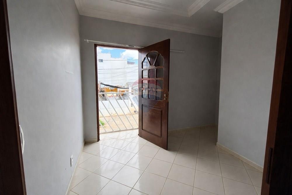 Apartamento - Alugar - Irecê , Bahia - WhatsApp Image 2026-03-25 at 16.34.15 (1).jpeg - 580841008-142