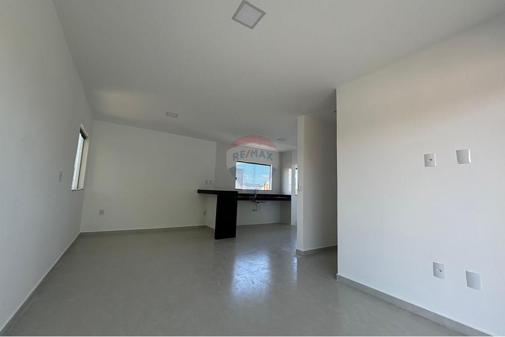Apartamento para alugar com 2 quartos, 84m² - Foto 2