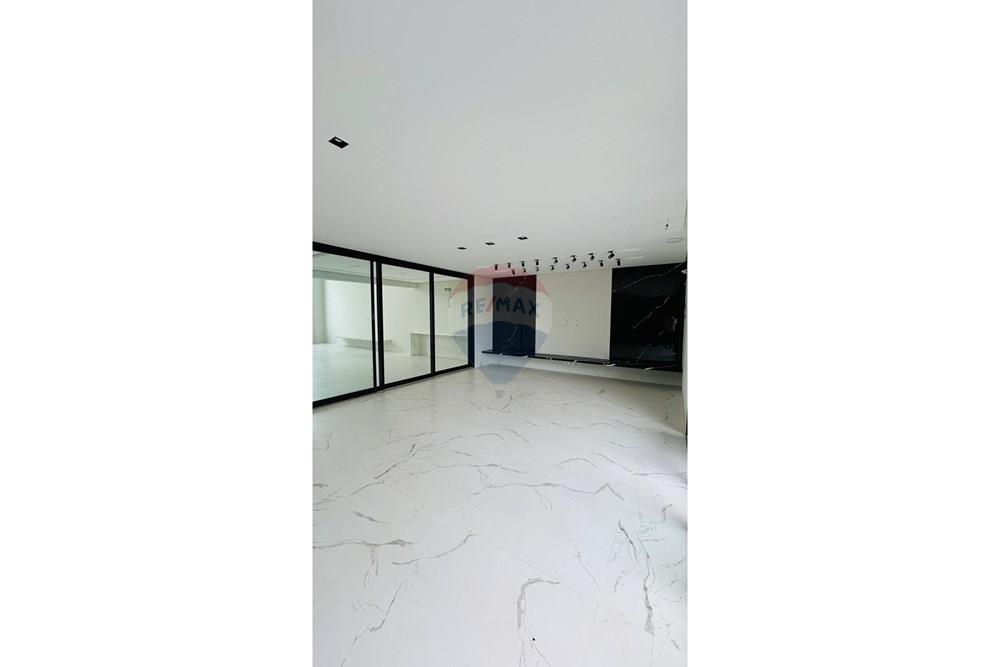 Casa - Venda - Luís Eduardo Magalhães , Bahia - WhatsApp Image 2026-02-06 at 13.07.23 (2).jpeg - 580861005-59