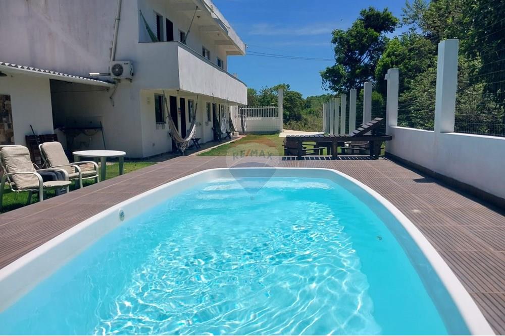 Prédio Inteiro à venda com 6 quartos, 211m² - Foto 1