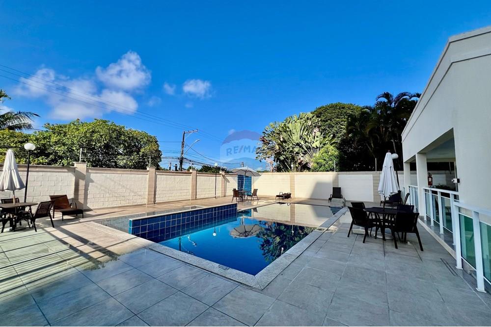 Apartamento - Buraquinho
