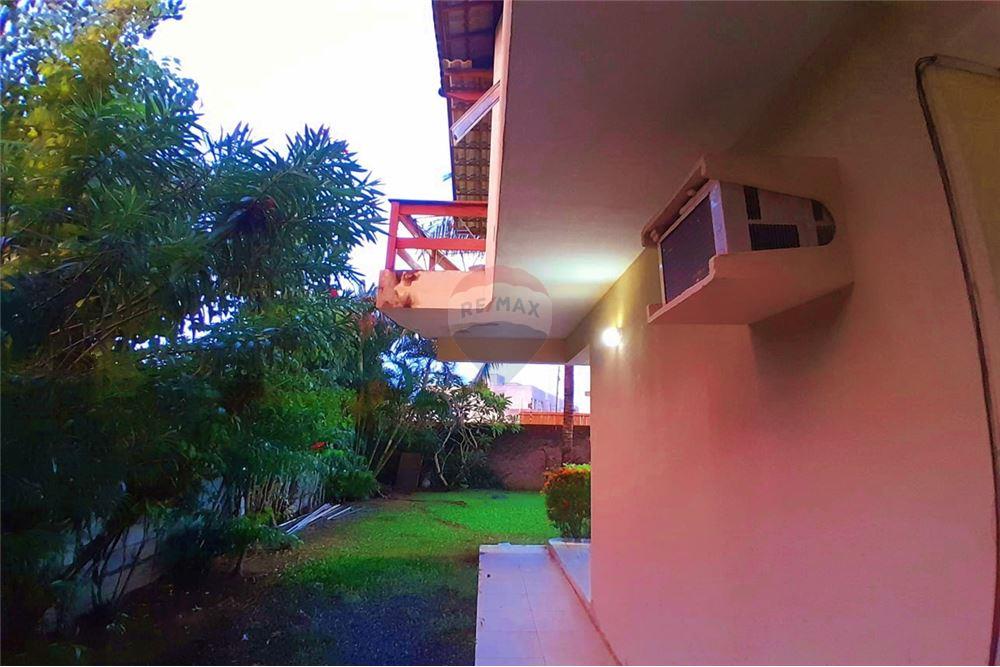 Apartamento - Buraquinho