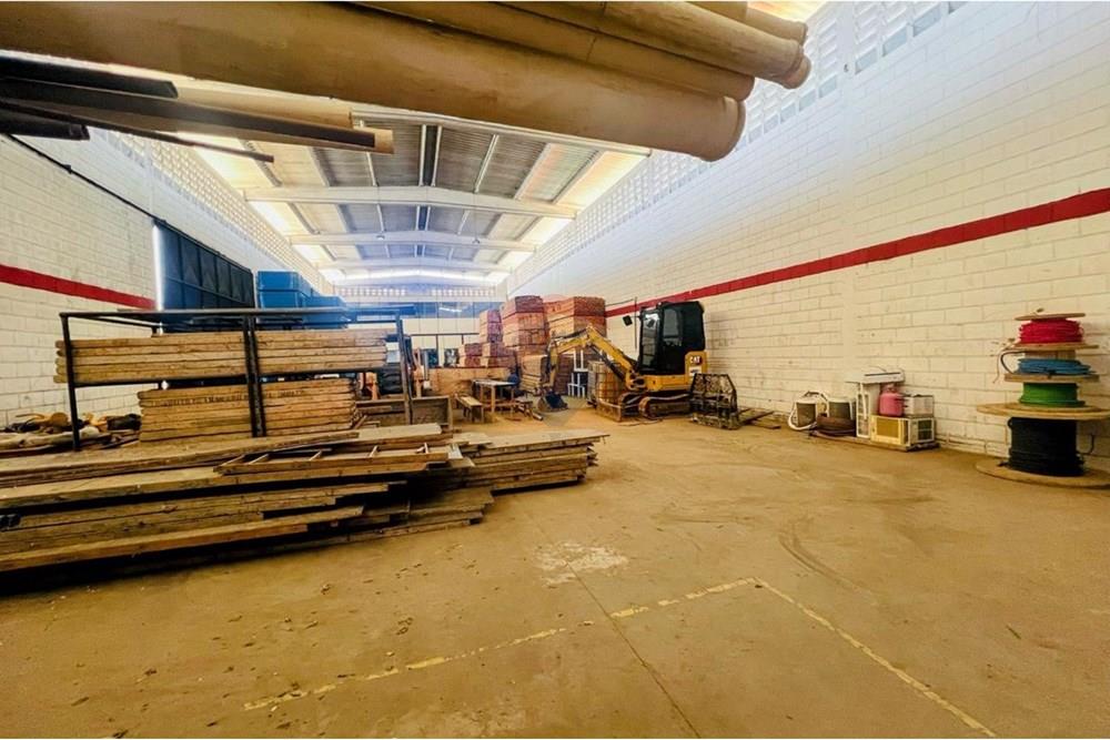 Galpão - Alugar - Lauro de Freitas , Bahia - 3ee237c5-d690-46ea-8ce6-ea261413aed8.jpg - 580561053-38