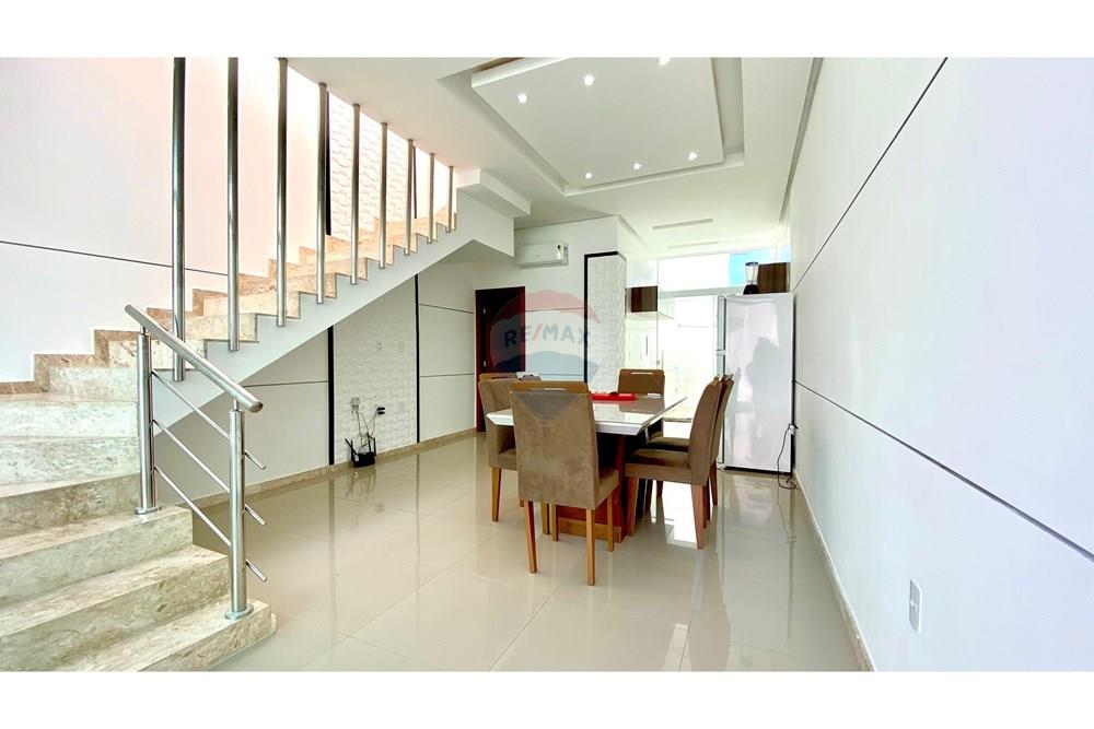 Apartamento para alugar com 3 quartos, 115m² - Foto 2