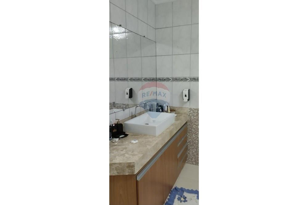 Casa para alugar com 3 quartos, 120m² - Foto 13