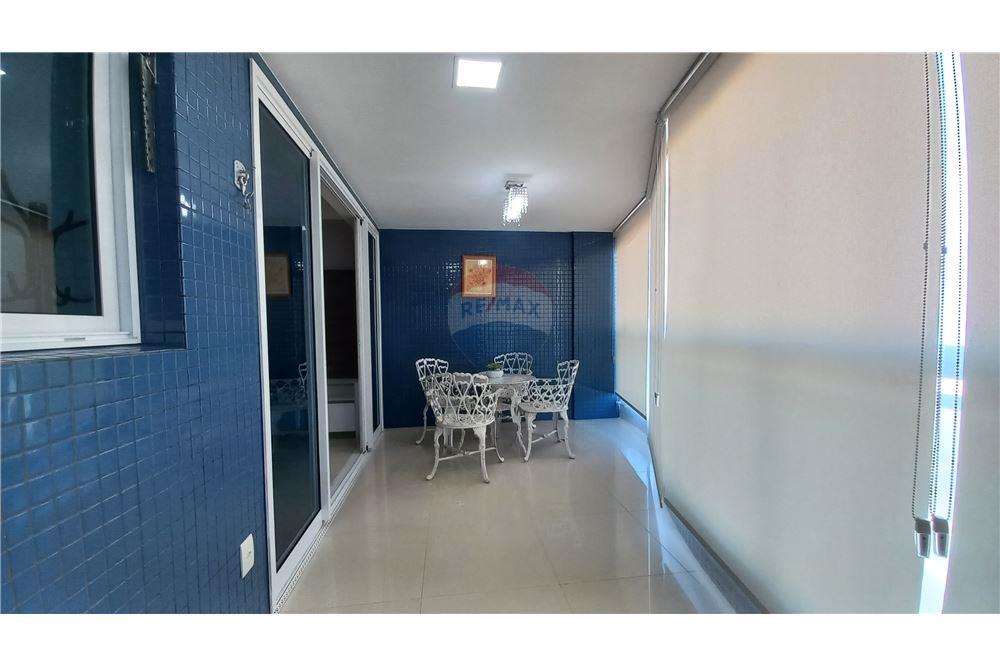 Apartamento - Armação