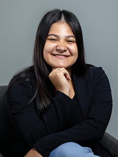 Yasmin Oliveira - RE/MAX AMIZADE