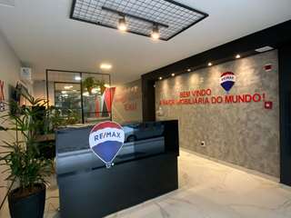 Escritório de RE/MAX SEA - Itapema